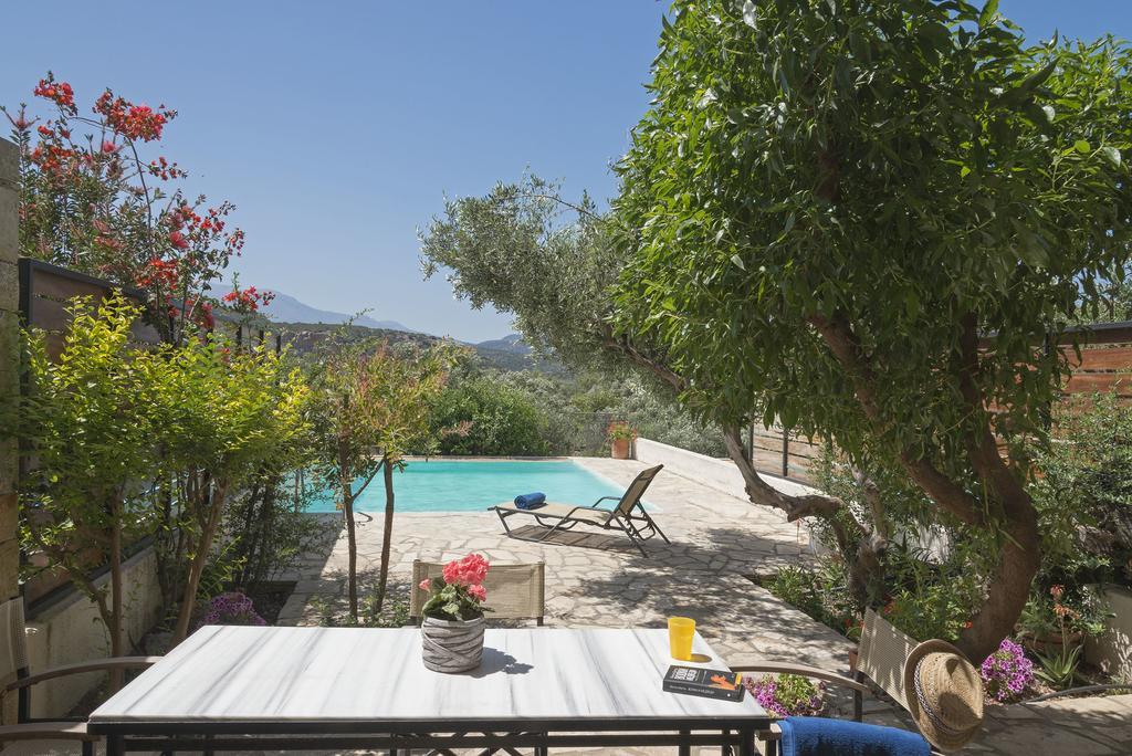 Istron Maisonettes With Private Pool المظهر الخارجي الصورة
