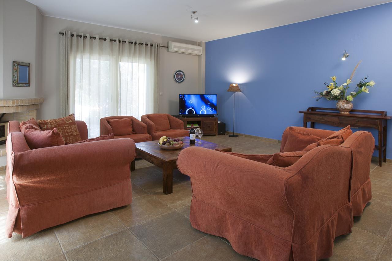 Istron Maisonettes With Private Pool المظهر الخارجي الصورة